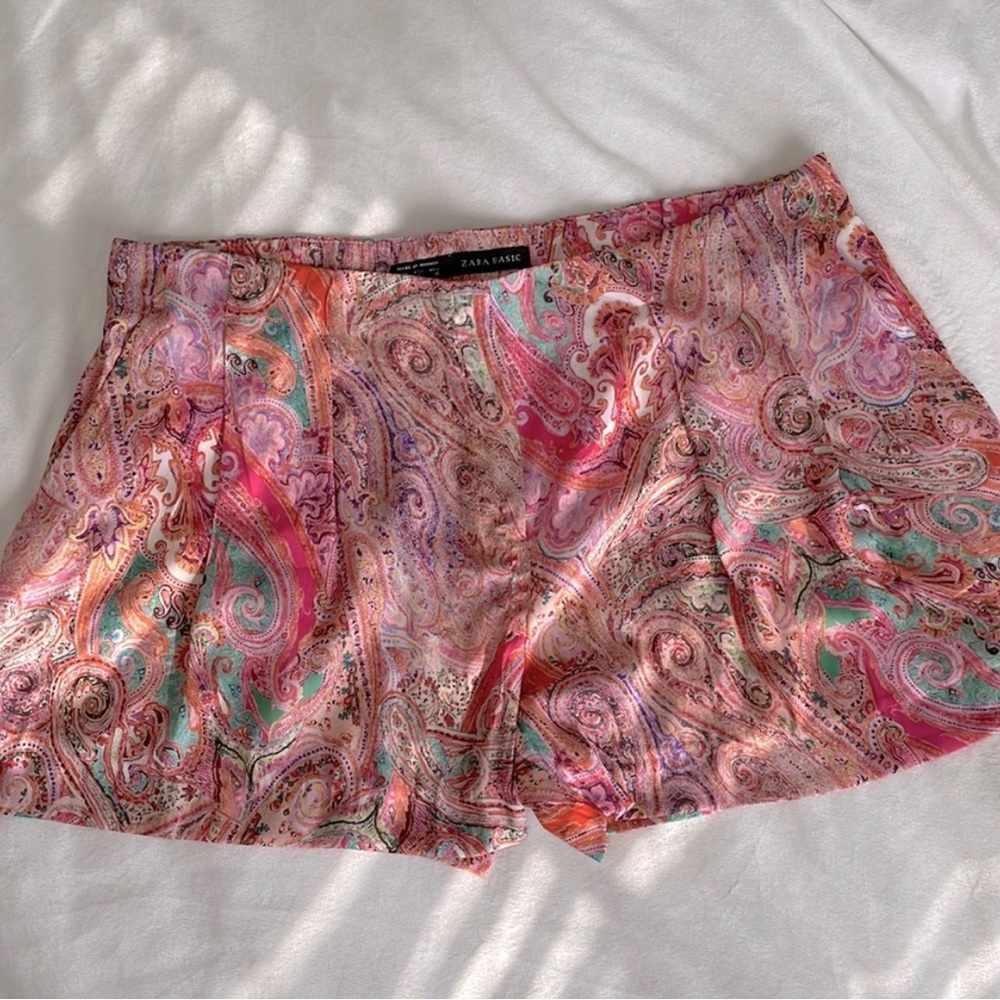 Trade: 2 shorts & swimsuit